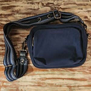 NWOT SAKROOTS Navy Blue Nylon Westwood Crossbody